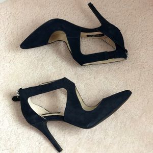 Jones New York Navy Suede Pumps